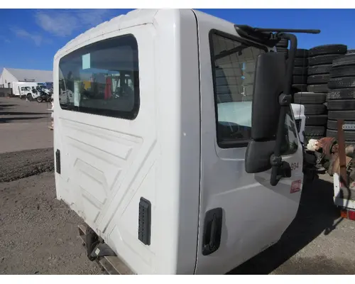 INTERNATIONAL DURASTAR Cab