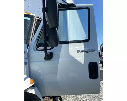 INTERNATIONAL DURASTAR Door Assembly, Front