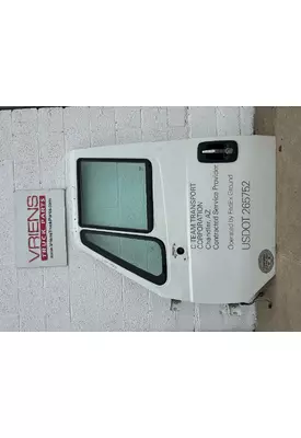 INTERNATIONAL DURASTAR Door Assembly, Front