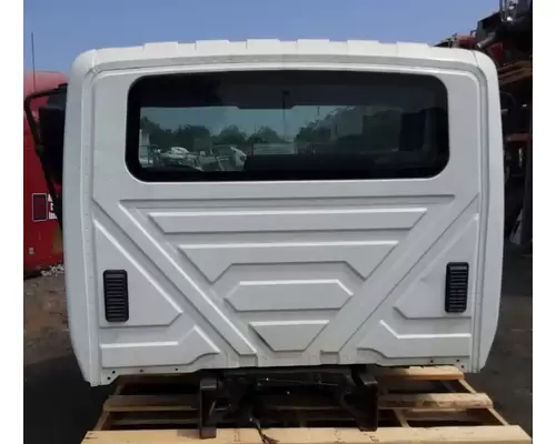 INTERNATIONAL DuraStar 4300 Cab Assembly