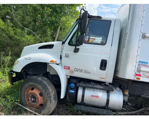 INTERNATIONAL DuraStar 4300 Complete Vehicle