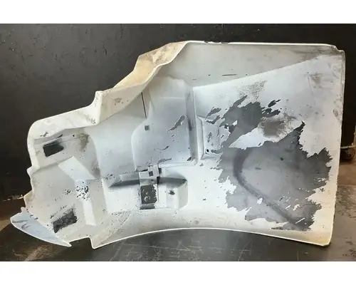 INTERNATIONAL DuraStar 4300 Fender Extension