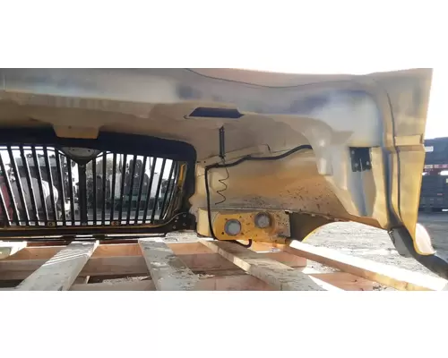 INTERNATIONAL DuraStar 4300 Hood