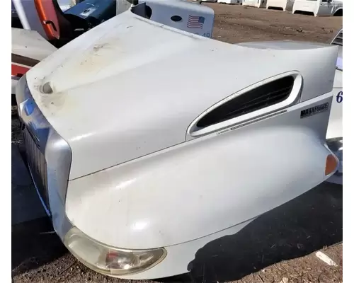 INTERNATIONAL DuraStar 4300 Hood