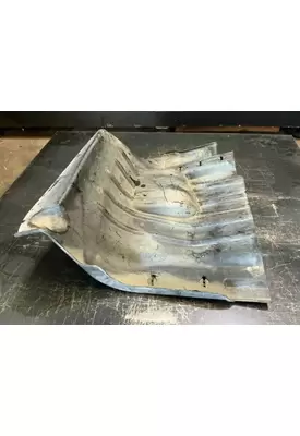 INTERNATIONAL DuraStar 4300 Inner Fender