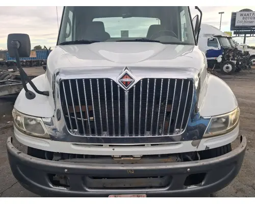 INTERNATIONAL DuraStar 4400 Cab Assembly