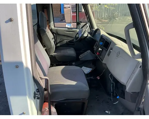 INTERNATIONAL DuraStar 4400 Cab Assembly