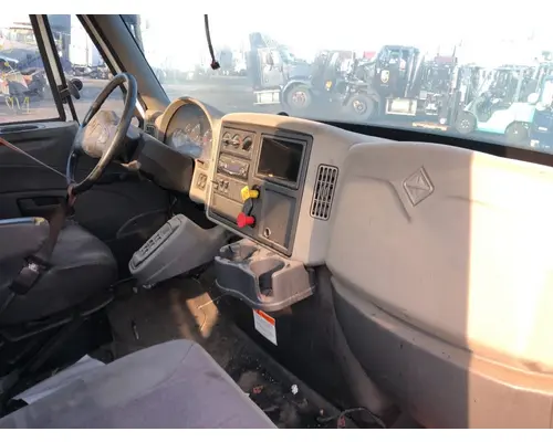 INTERNATIONAL DuraStar 4400 Cab Assembly
