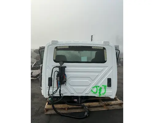 INTERNATIONAL DuraStar 4400 Cab Assembly