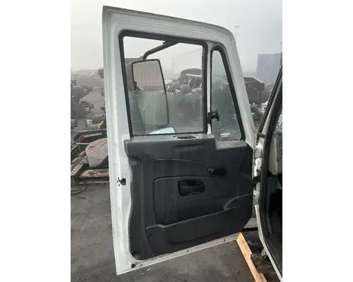 INTERNATIONAL DuraStar 4400 Cab Assembly