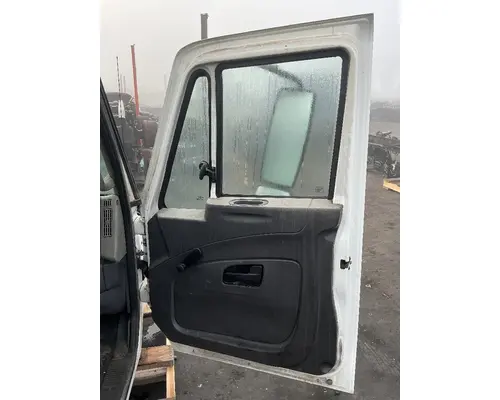 INTERNATIONAL DuraStar 4400 Cab Assembly