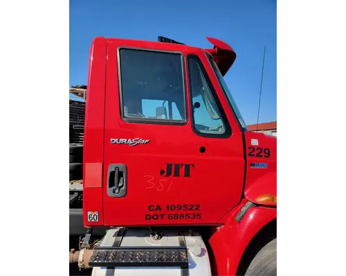 INTERNATIONAL DuraStar 4400 Door Assembly, Front