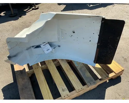 INTERNATIONAL DuraStar 4400 Fender Extension