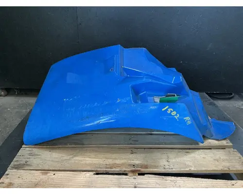 INTERNATIONAL DuraStar 4400 Fender Extension