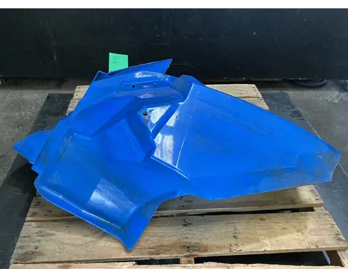 INTERNATIONAL DuraStar 4400 Fender Extension