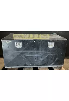 INTERNATIONAL DuraStar 4400 Tool Box