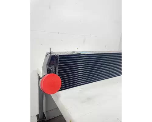 INTERNATIONAL Durastar 4100 Charge Air Cooler (ATAAC)
