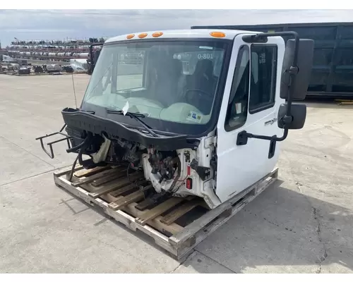 INTERNATIONAL Durastar 4300 Cab