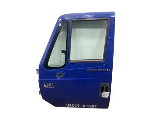 INTERNATIONAL Durastar 4300 Door Assembly, Front