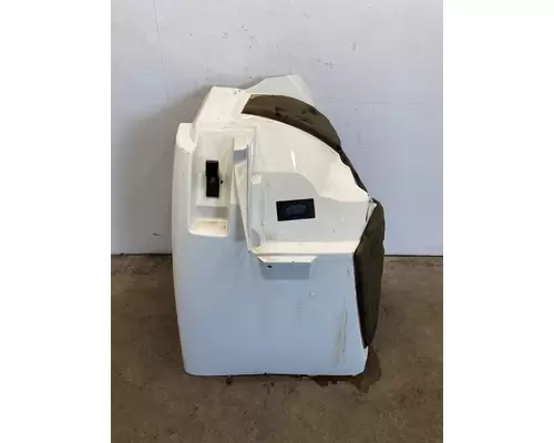INTERNATIONAL Durastar 4300 Fender Extension