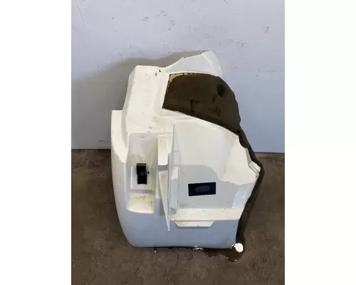 INTERNATIONAL Durastar 4300 Fender Extension