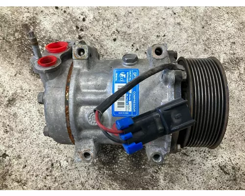 INTERNATIONAL Durastar Air Conditioner Compressor