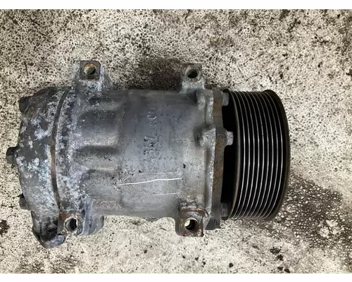 INTERNATIONAL Durastar Air Conditioner Compressor