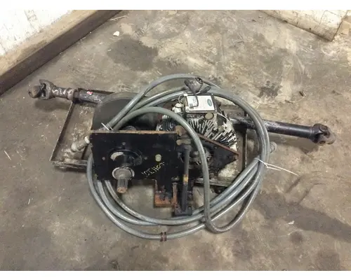 INTERNATIONAL Durastar Alternator