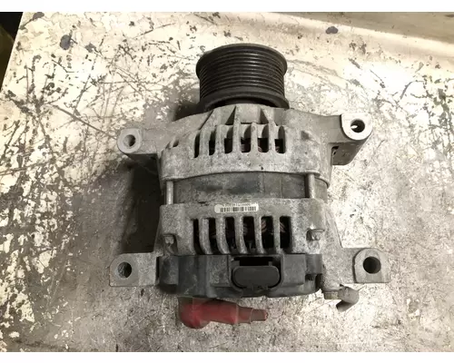 INTERNATIONAL Durastar Alternator