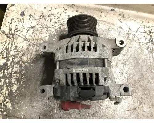 INTERNATIONAL Durastar Alternator