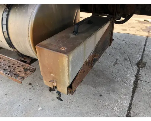 INTERNATIONAL Durastar Battery Box