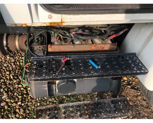 INTERNATIONAL Durastar Battery Box