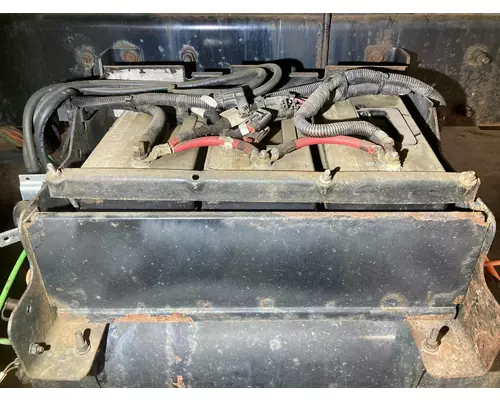 INTERNATIONAL Durastar Battery Box