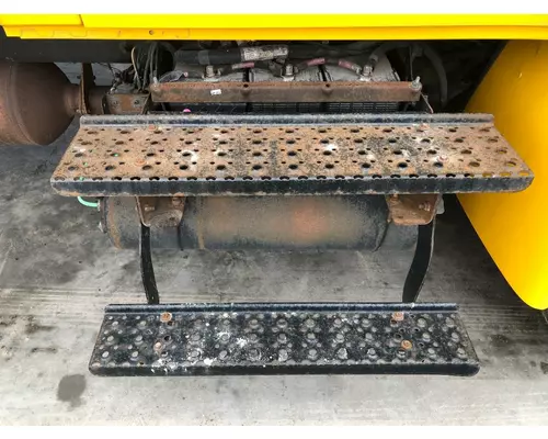 INTERNATIONAL Durastar Battery Box