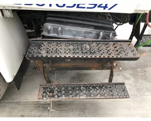 INTERNATIONAL Durastar Battery Box