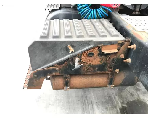 INTERNATIONAL Durastar Battery Box