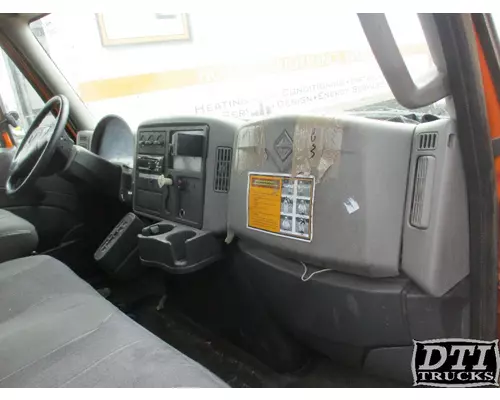 INTERNATIONAL Durastar Cab