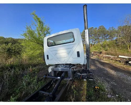 INTERNATIONAL Durastar Complete Vehicle