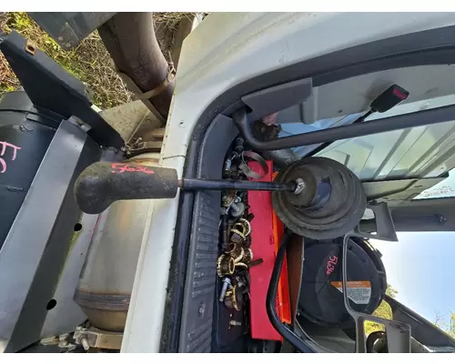 INTERNATIONAL Durastar Complete Vehicle
