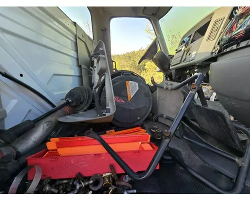 INTERNATIONAL Durastar Complete Vehicle