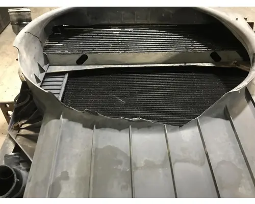 INTERNATIONAL Durastar Cooling Assembly. (Rad., Cond., ATAAC)