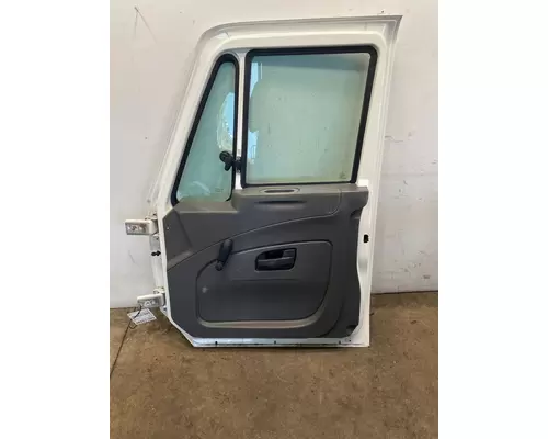 INTERNATIONAL Durastar Door Assembly, Front