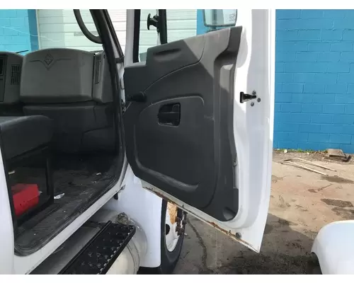 INTERNATIONAL Durastar Door Assembly, Front