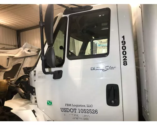 INTERNATIONAL Durastar Door Assembly, Front