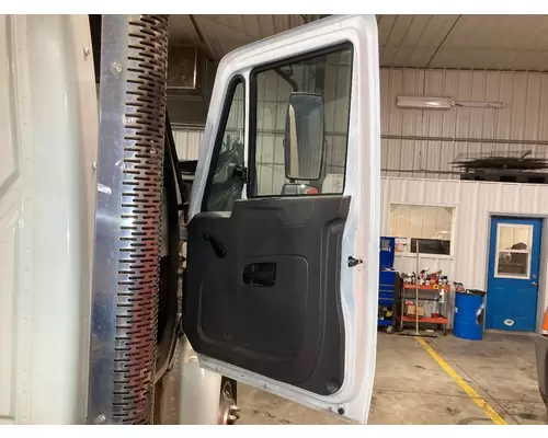 INTERNATIONAL Durastar Door Assembly, Front