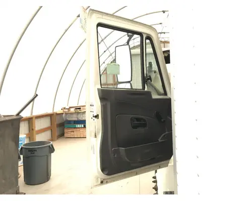 INTERNATIONAL Durastar Door Assembly, Front