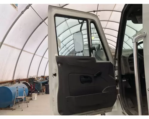 INTERNATIONAL Durastar Door Assembly, Front