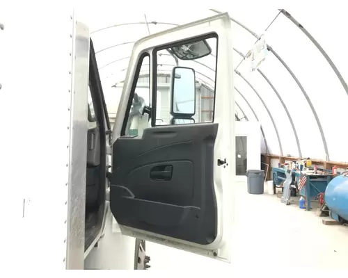 INTERNATIONAL Durastar Door Assembly, Front