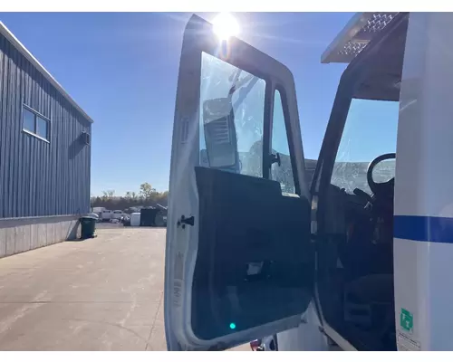 INTERNATIONAL Durastar Door Assembly, Front