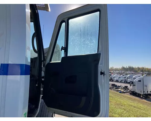 INTERNATIONAL Durastar Door Assembly, Front